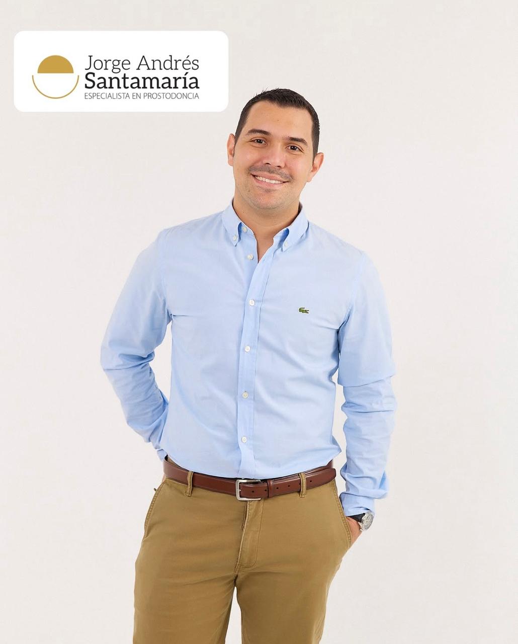 Dr. Jorge Andrés Santamaría Villalobos, Máster en Prostodoncia en RyV Dental